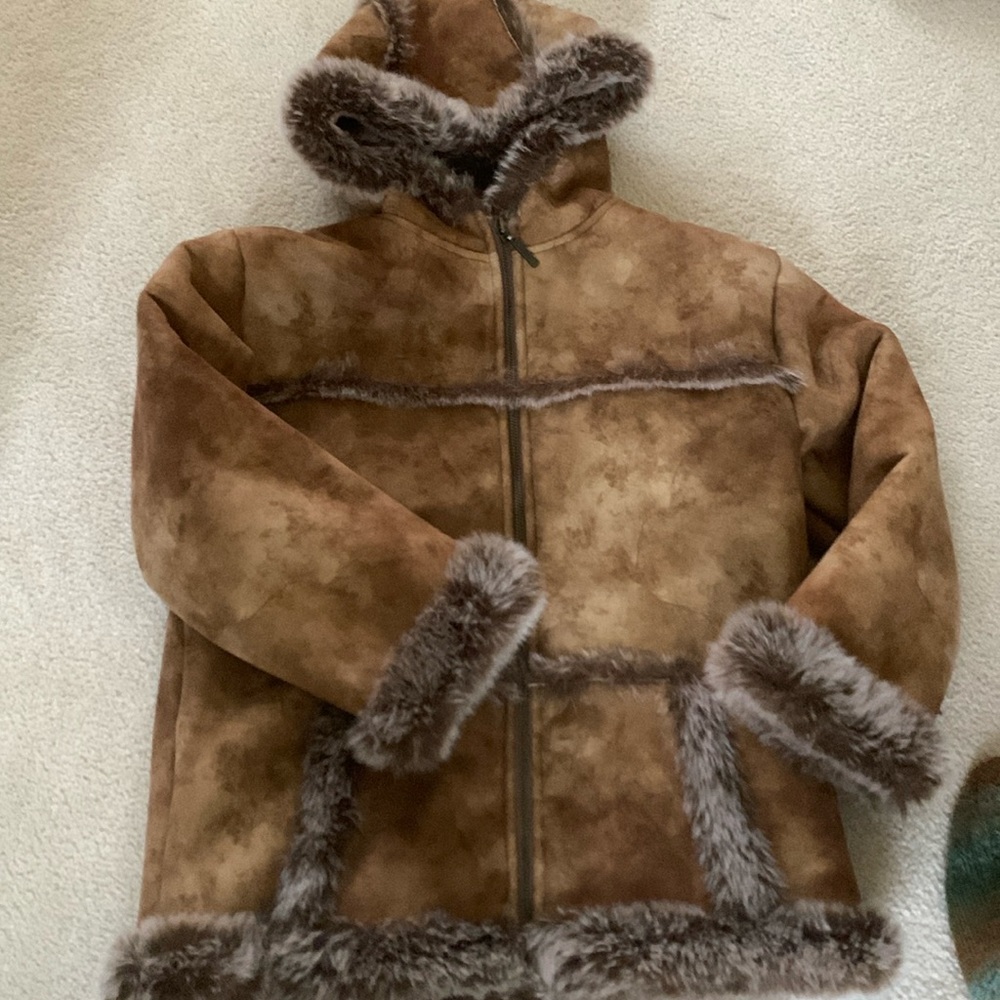 Widgeon Fuax suede and fur lined jacket size 10 girls’